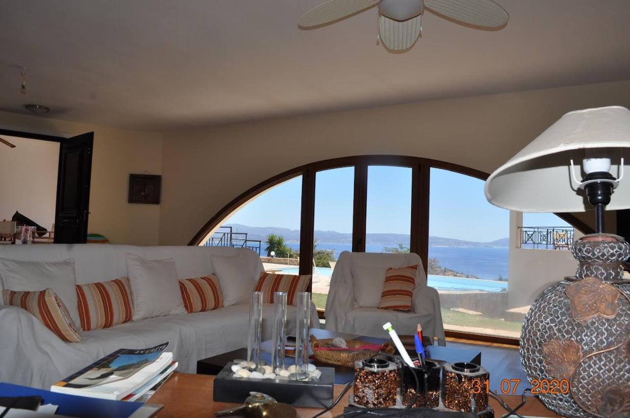 Island Villa Agia Galini  Exterior photo